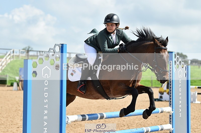 230902A-125202-01248 - Cls 3A Pony Medium 80cm