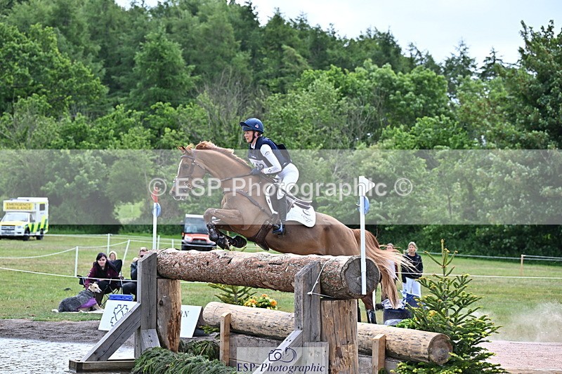 250525A-120241-15885 - D-412-Yasmin.Ingham-GOLIATH.DU.LOIR