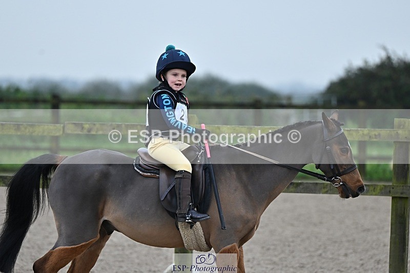241110-094554-00069 - 40cm Showjumping