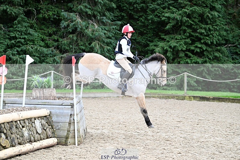 241117-130817-04066 - Cls 3 90-95cm 13.00 to 14.00