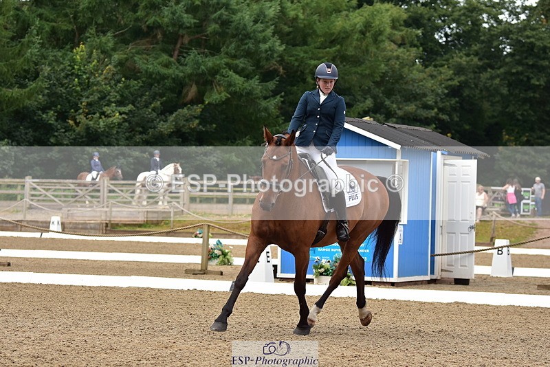 250719A-102738-03681 - 135-Abigail.Sparkes-Taylors.park.forever.more