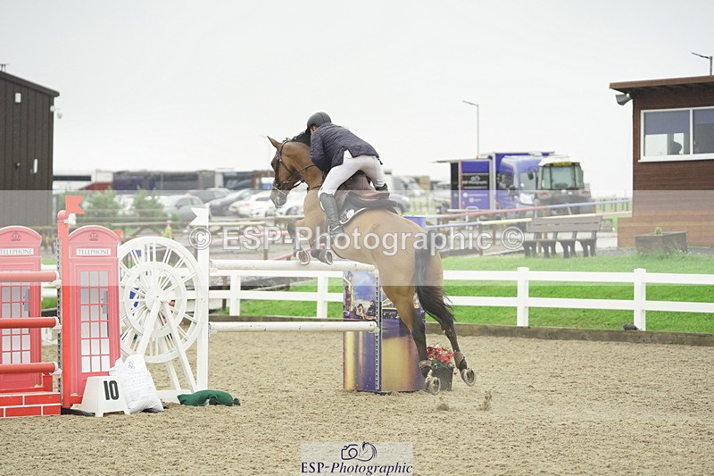 230722A-141200-09568 - Cls 23, 1 Star Gold 1.30m