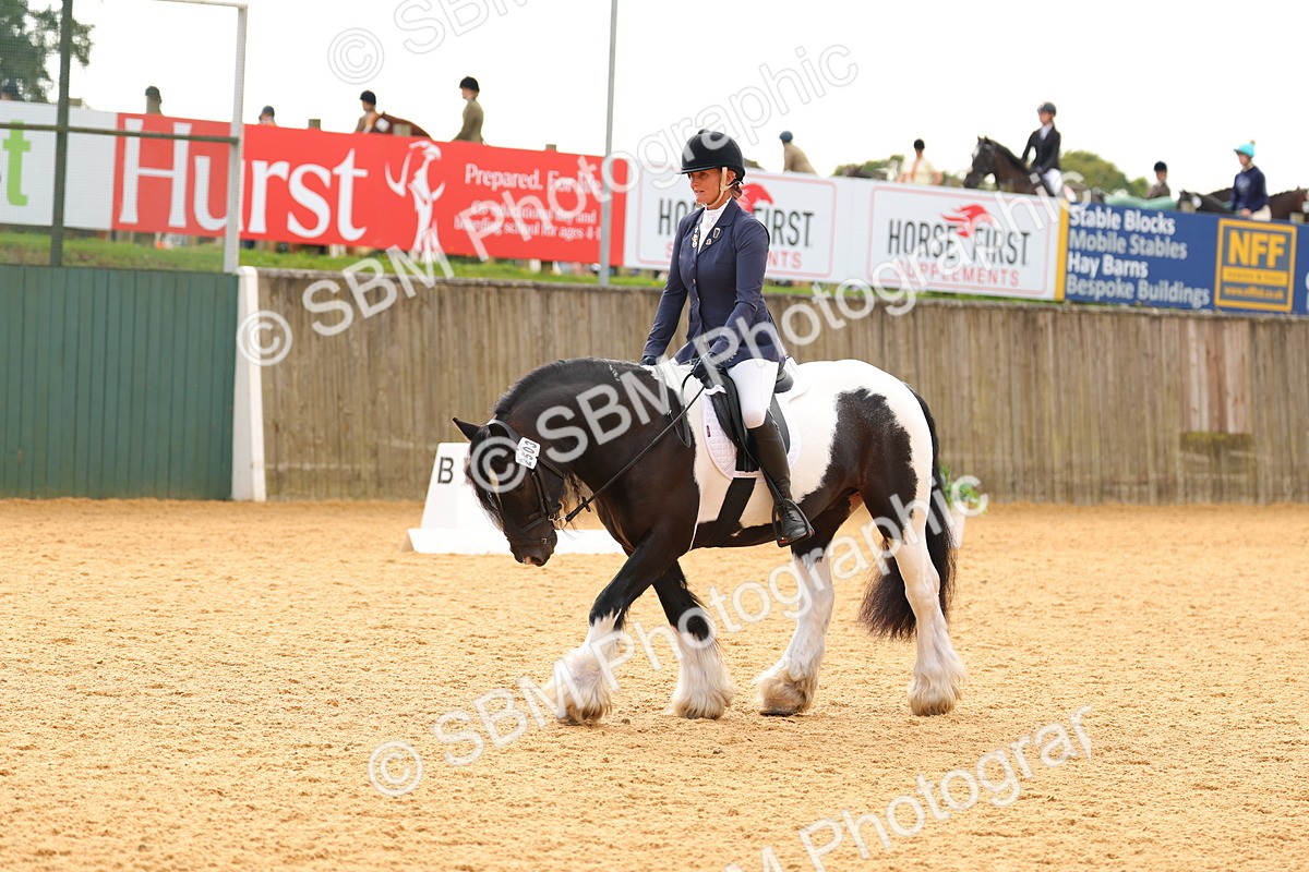 SBM_47420 - D6 - Small Tour Championship - Intro C