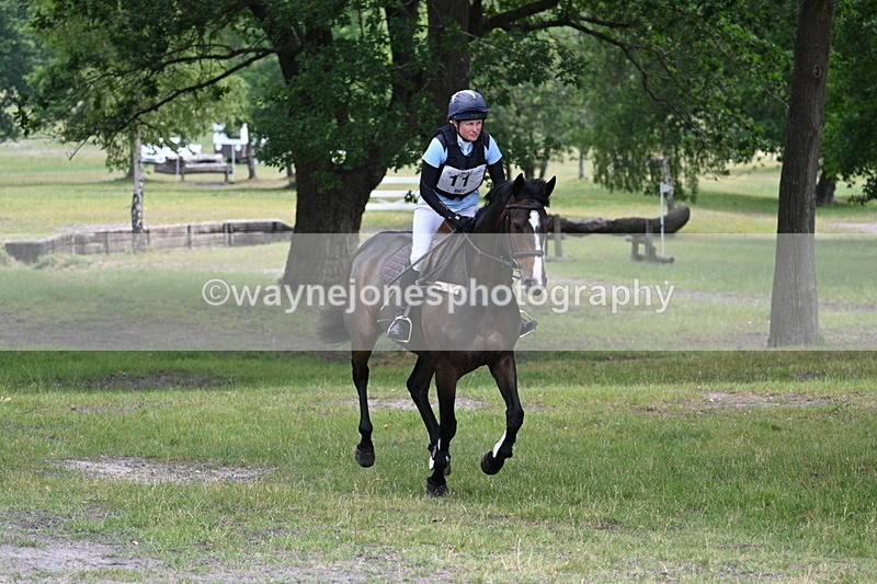 WJ7_8915 - Time 10:45 to 11:03