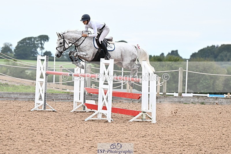 240828A-153749-01170 - Cls 5 Snr Foxhunter and 1.20m Open