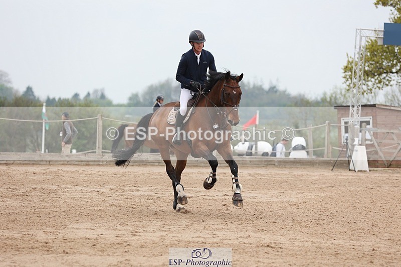 250424-124136-05528 - Cls 1 - 2 Star Small Tour