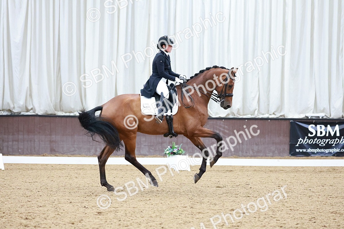 SBM_021047 - Class 13 - FEI INT I - 16.26-17.14