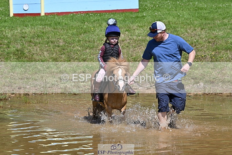 240728B-111453-01261 - Gemma's Group XC