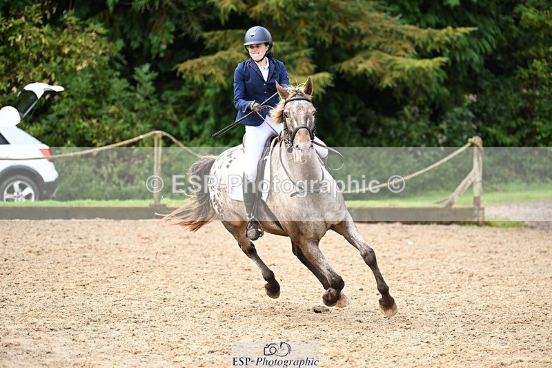 240824X-105701-25011 - 70cm Round 2 10.30 to 12.10