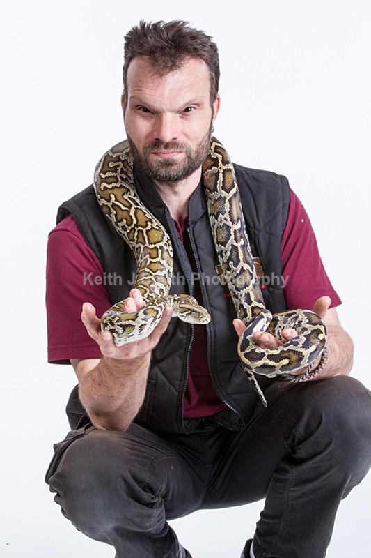 1KJS0241 - Roaming Reptile Show