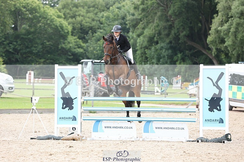 240711-122707-27091 - Cls 122 1.10m Amateur Quali