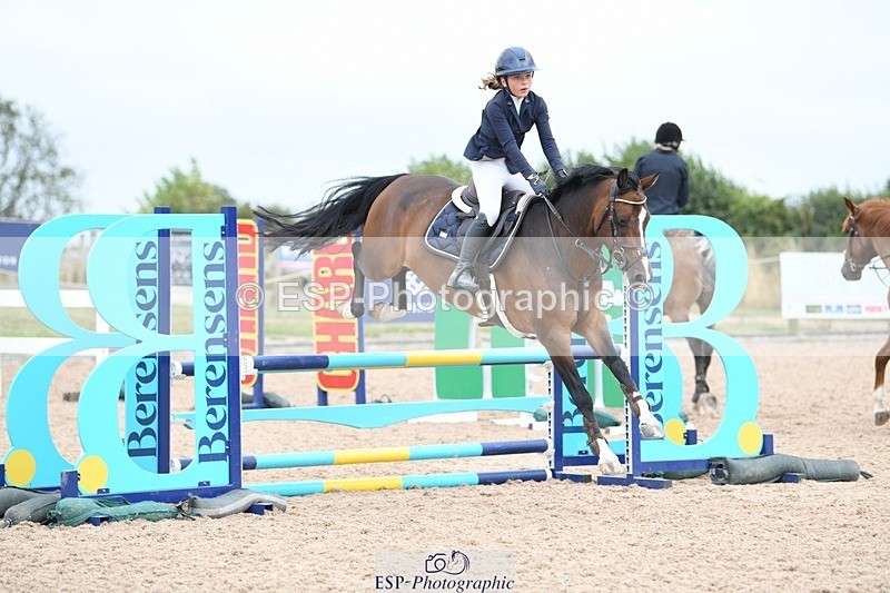 250807-134241-01271 - 90cm Round 2