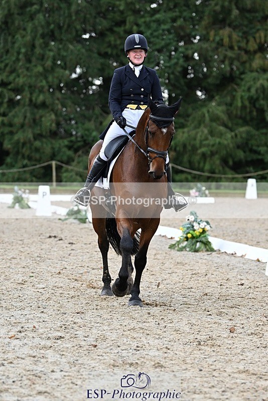 231019-151515-04424 - 062-CLASS.ROMANCE-Eleanor.Hope-DR