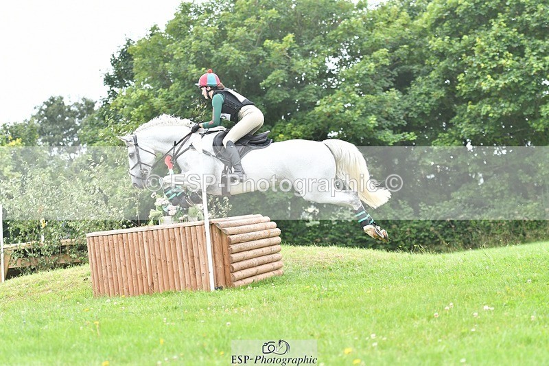 240803-113804-03259 - 106-Issy_Perry-DATE_NIGHT