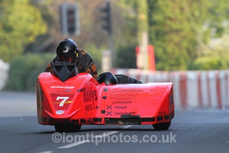 IMG_5674 - Thursday Practice - TT 2013 Side Car