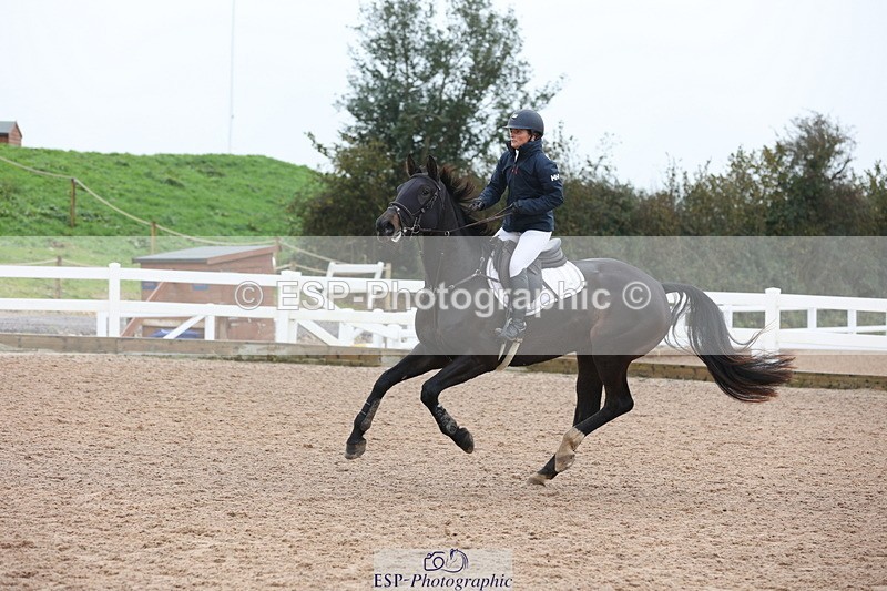 231112A-111957-03558 - Cls 18 Discovery & 1m Open