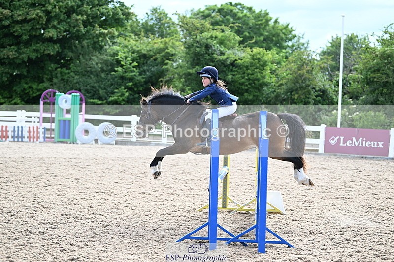 240611A-172220-00549 - 70cm