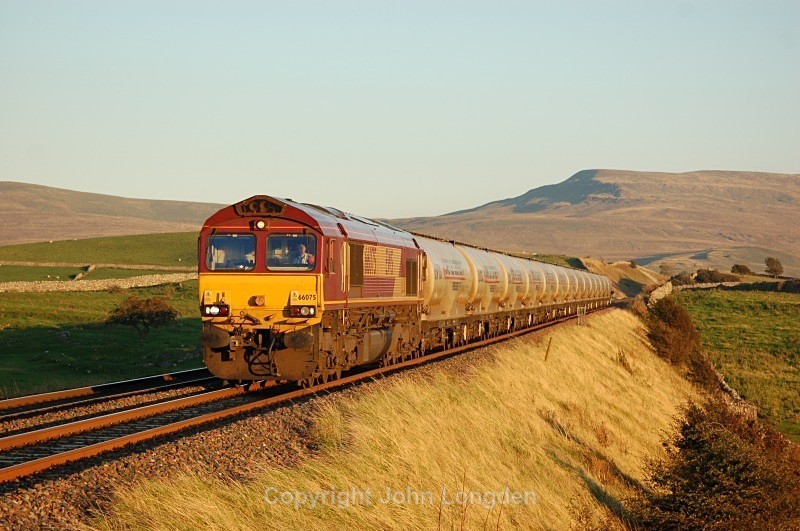28.9.11 66075 6S00 Clitheroe - Mossend, Waitby Common - Waitby Common
