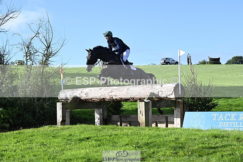 251024A-104614-07272 - A-004-Max.Warburton