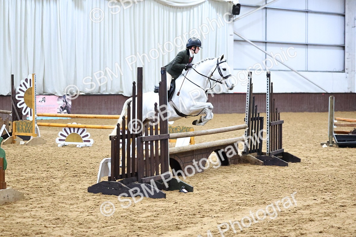 SBM_003566 - Class 37 - 80cm Training Stakes