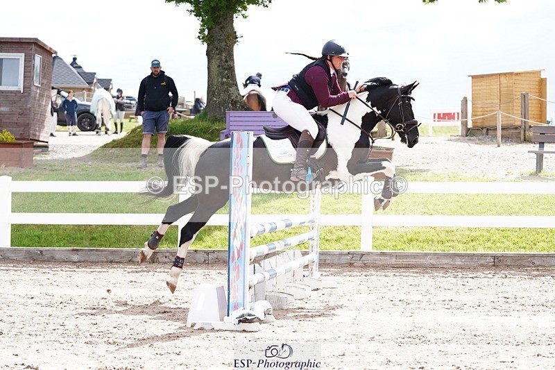 250525-102628-09109 - Cls 32 A&B Snr Brit Nov & 90cm Open