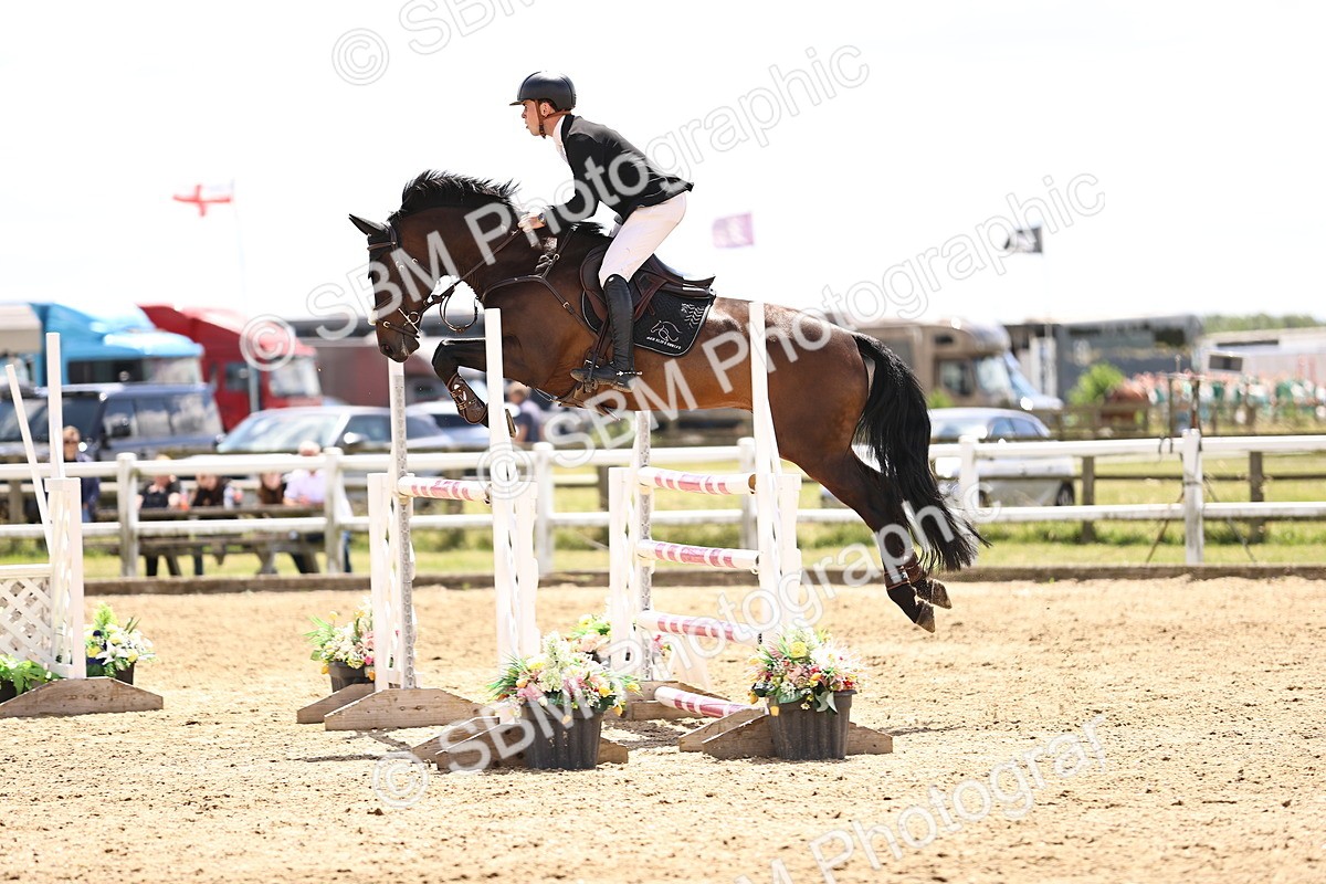 SBM_003834 - Class 22 - Senior Foxhunter 1.20m