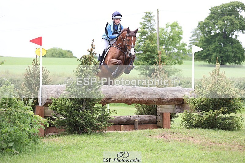 240525-165334-18178 - 269-EMERALD_KATIE-Isabelle_Cook