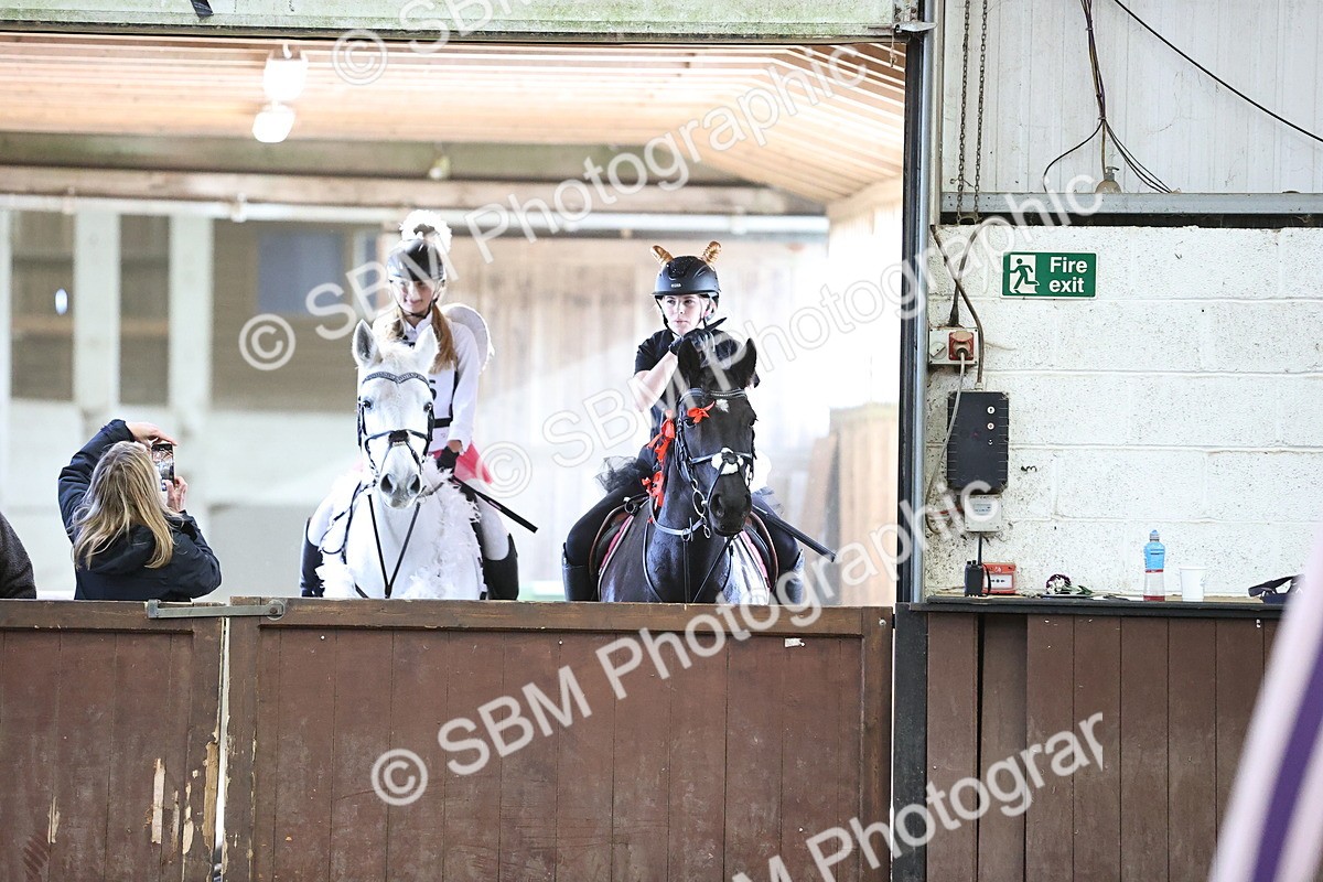 SBM_001719 - Class 4 - Pairs Show Jumping 60cm