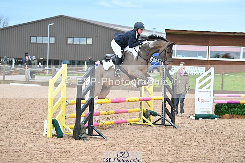 231203A-105747-00691 - Cls 16+17 Club and Schools 80cm