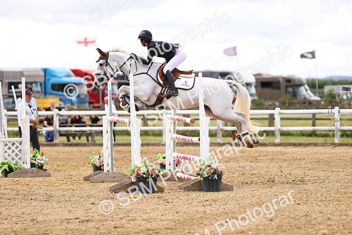 SBM_003452 - Class 22 - Senior Foxhunter 1.20m