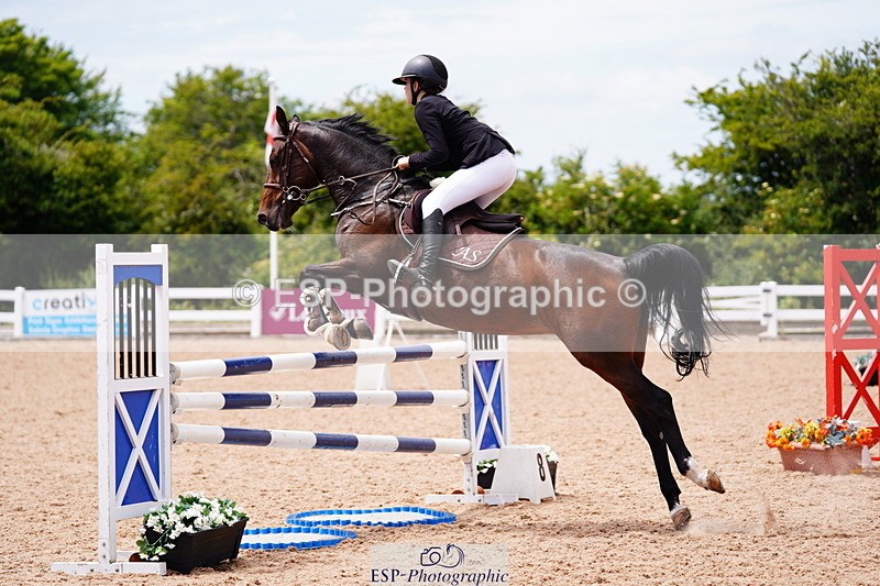 240629A-130158-05537 - Cls 18 Newcomers and 1m Open