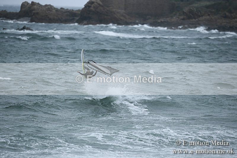 WS 150913-170 - Windsurfing