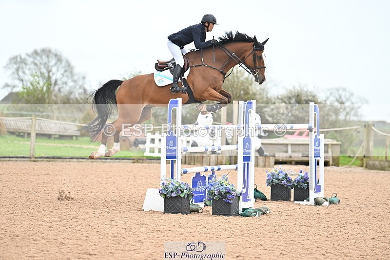 240405A-151750-02261 - Cls 6 National 1.40m Open