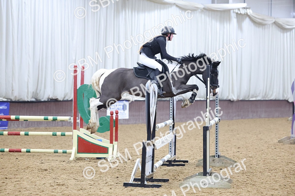 SBM_003287 - Class 11 - Blue Chip Pony Newcomers - 1.00m Open