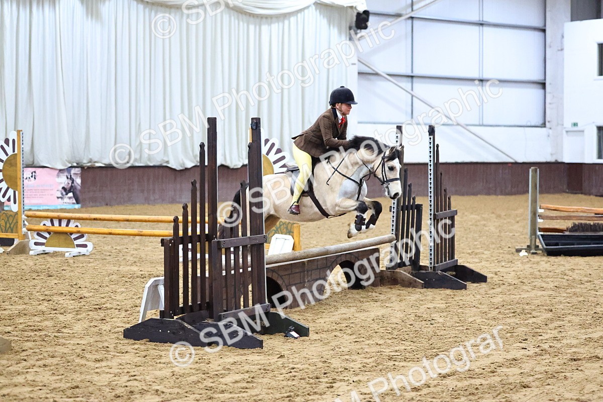 SBM_003135 - Class 35 - 60cm Training Stakes