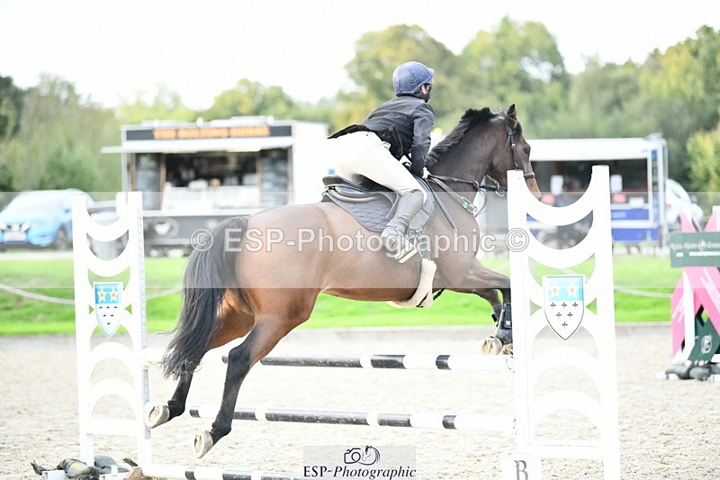 251004A-172631-02431 - Classes 12 & 13 90cm