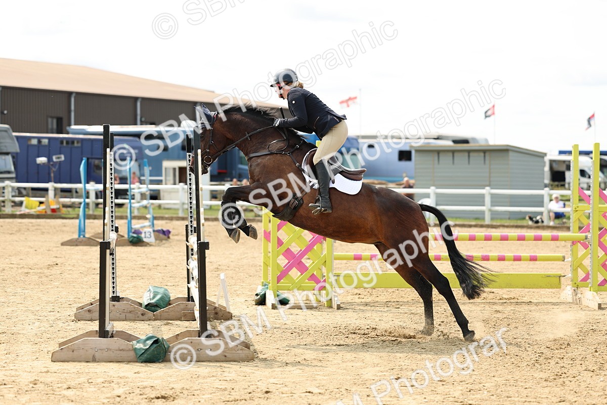SBM_004492 - Class 16 - Senior British Novice - 90cm