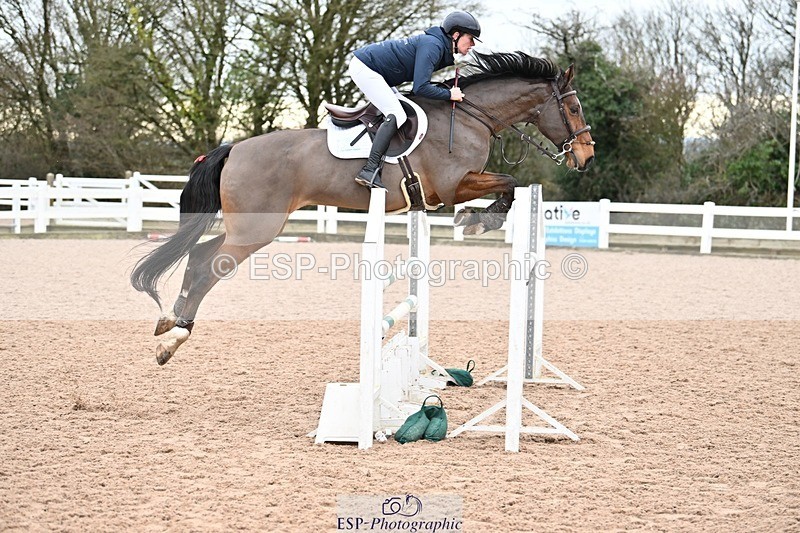 250112-113653-01088 - Cls 19 Snr 1.05m Open