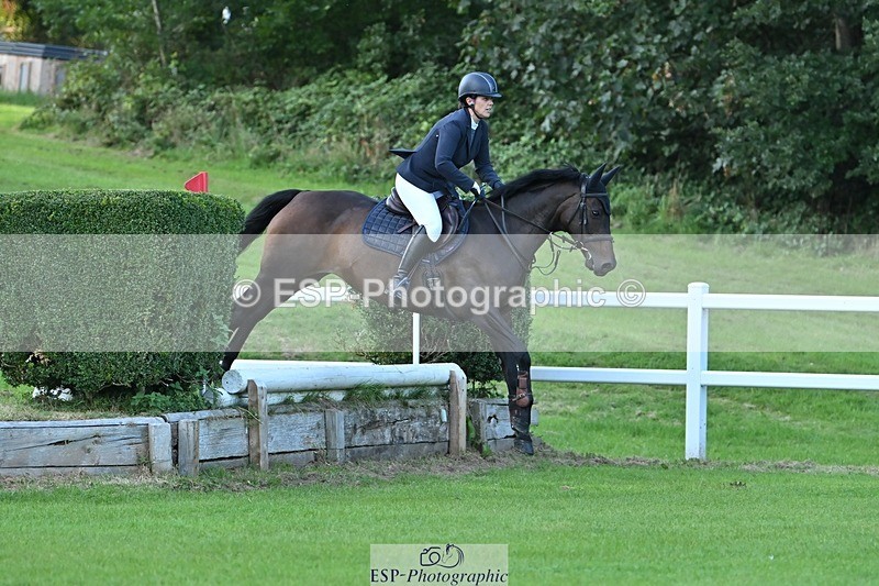 230909-185127-08149 - Cls 14 Snr 1m Derby