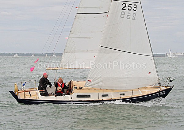 110515 TESSA 259 IMG_9623 - Sailboats - monohull