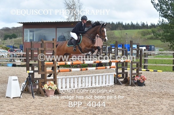 BPP_4044 - CLASS 4 Senior Newcomers/ 1.10m Open