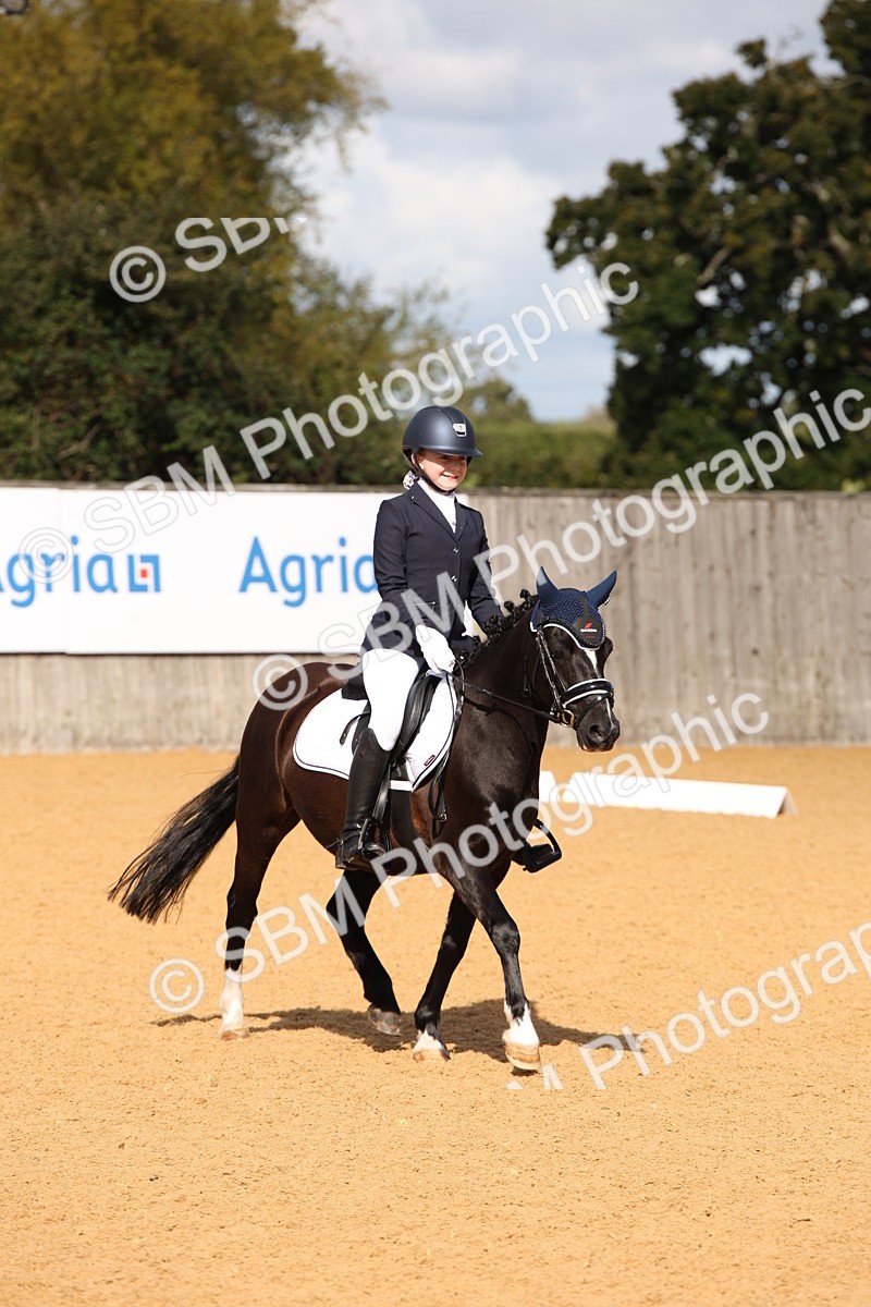 SBM_04212 - D2 Small Tour Championship Intro C