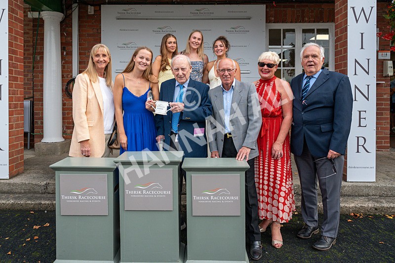 060925-Race 7-Master Richard-3742 - Race 7