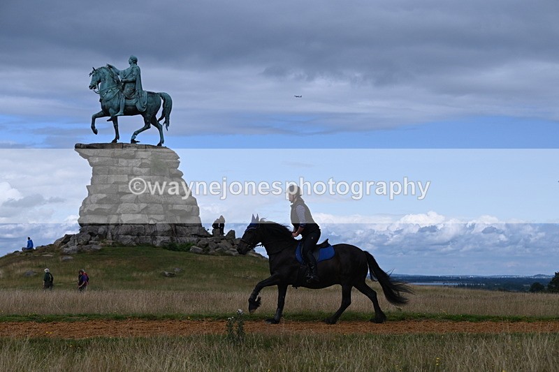 DSC_8715 - Time at Statue 13:52 to 14:33