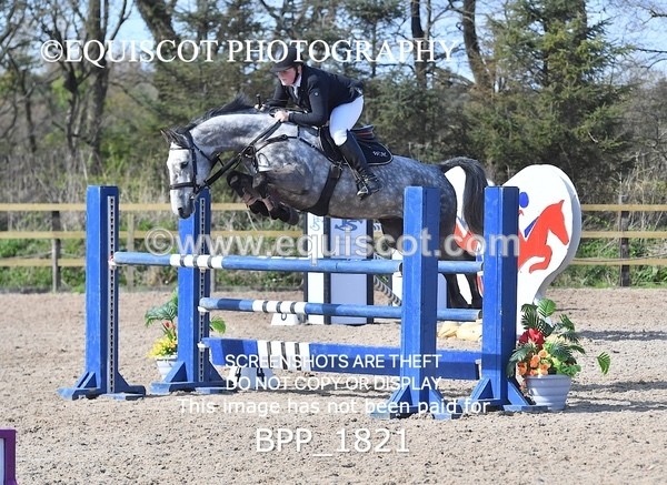 BPP_1821 - CLASS 19 SUN Senior Foxhunter/ 1.20m Open