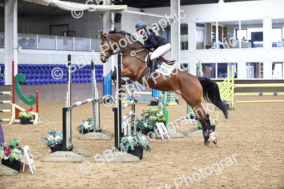 SBM_006029 - Class 16 - Senior Newcomers - 1.10m Open