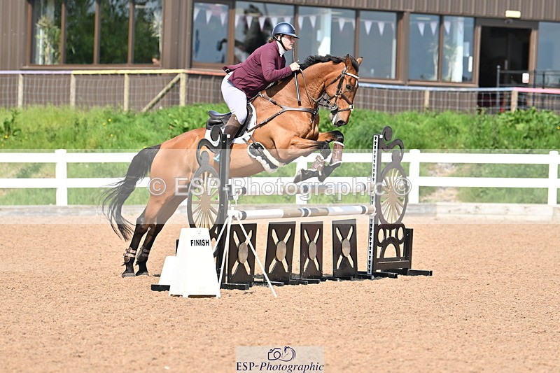 240509A-153059-03047 - Cls 5 1.05m National Am Quali