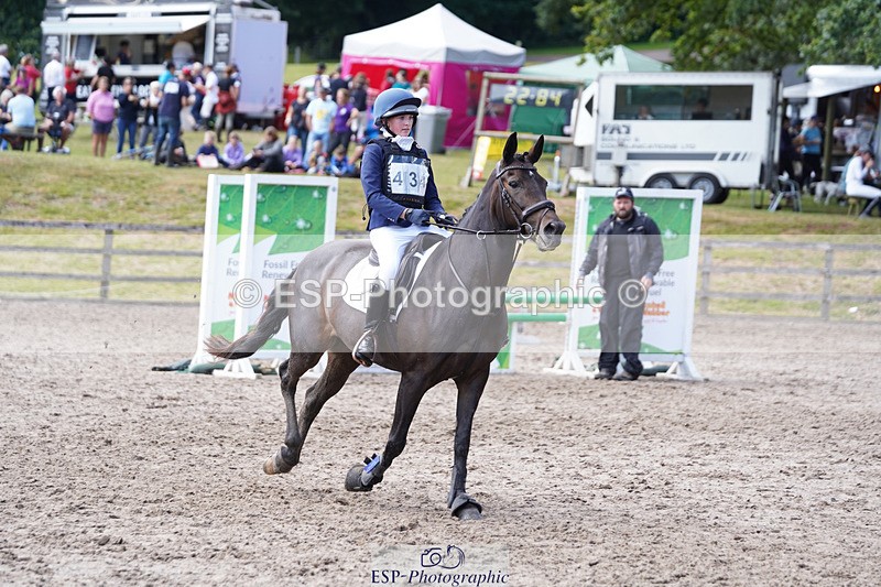 240824X-134132-27870 - 80cm Round 1 13.00 to 14.00