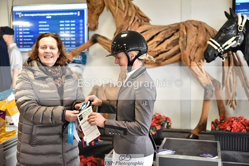 250215-153656-04469 - Medium Gold Presentations