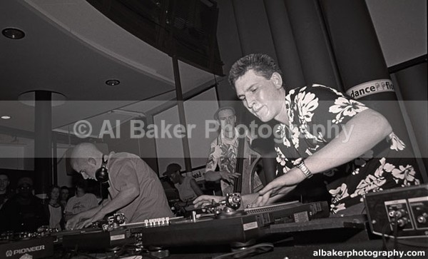 34 plus-1 fingathing - Counter Culture @ Contact Futuresonic 10.06.00